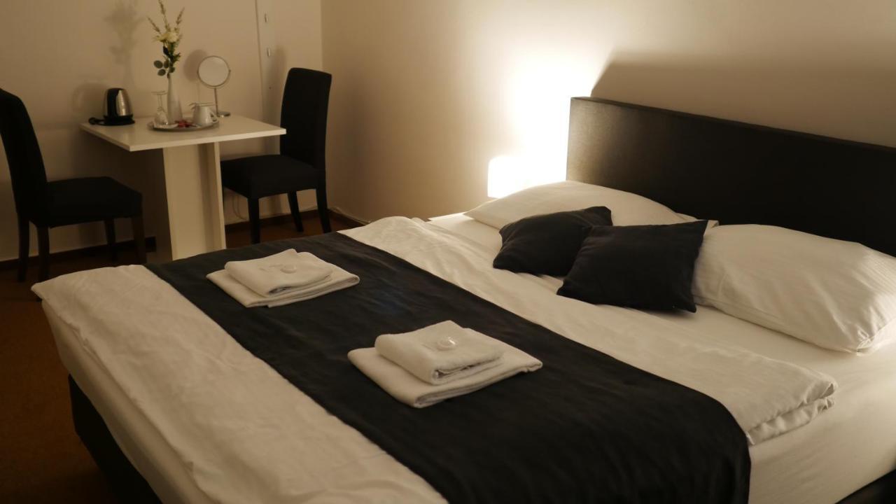 Hotel Bily Konicek Třeboň Extérieur photo