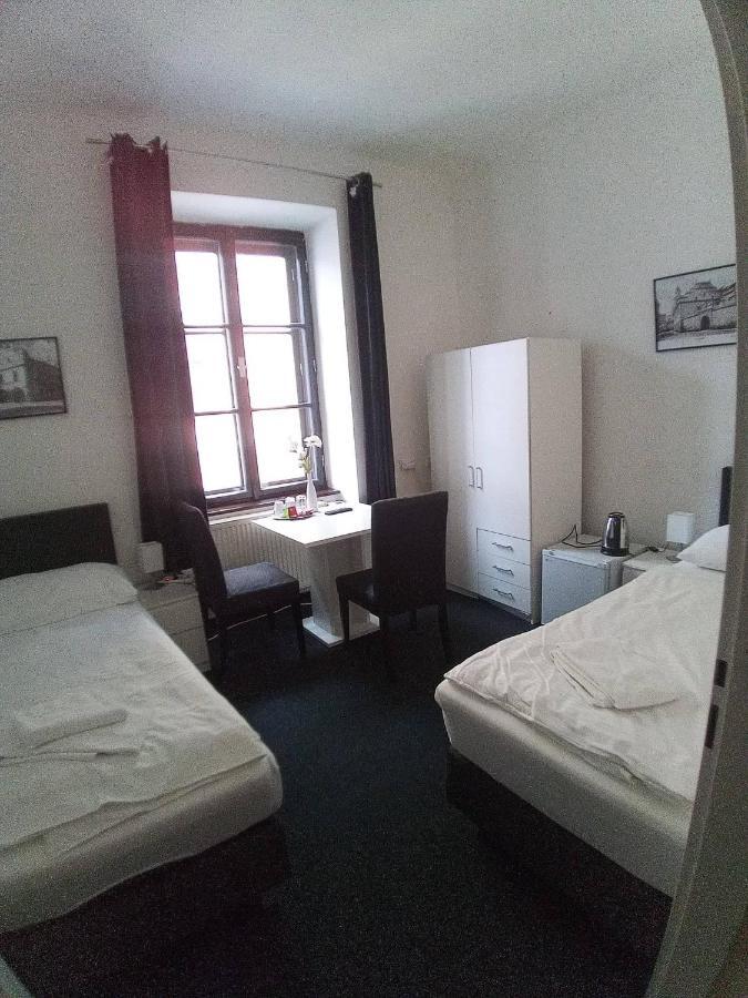 Hotel Bily Konicek Třeboň Extérieur photo